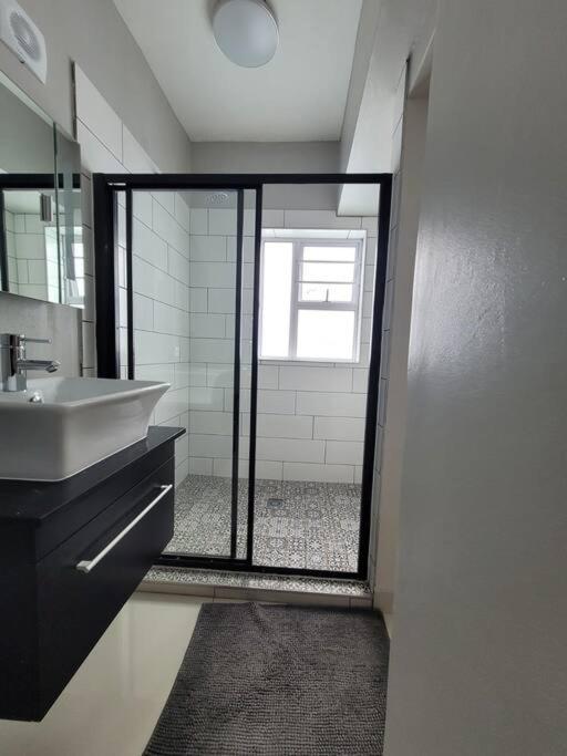 Apartamento Downstairs @38 Puerto Elizabeth Exterior foto